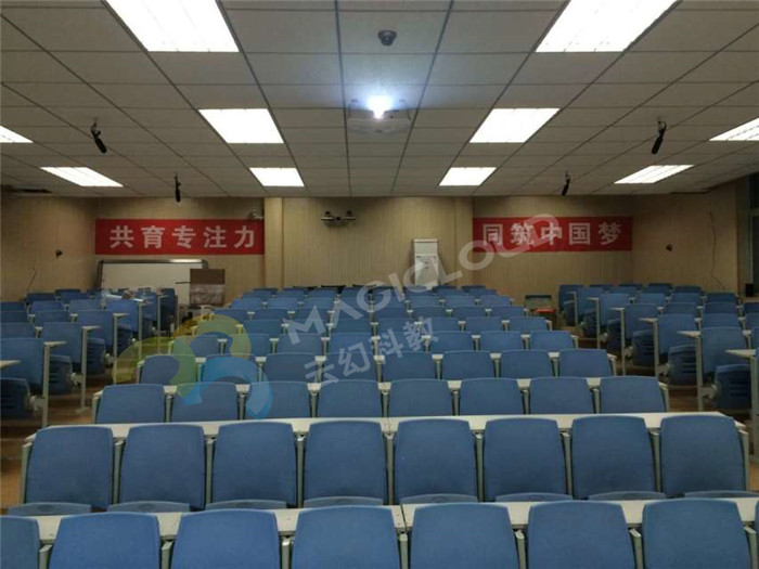 山東省泰安市迎春學校1_副本.jpg