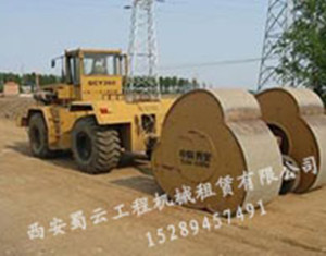 沖擊壓路機出租